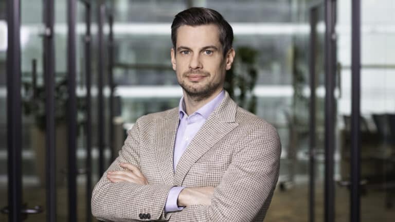 Krzysztof Wyrzykowski, Senior Associate w Dziale Powierzchni Handlowych w Colliers