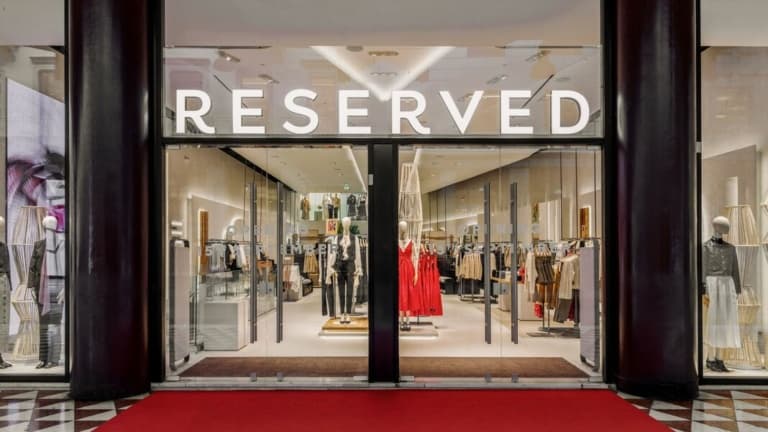Salon Reserved