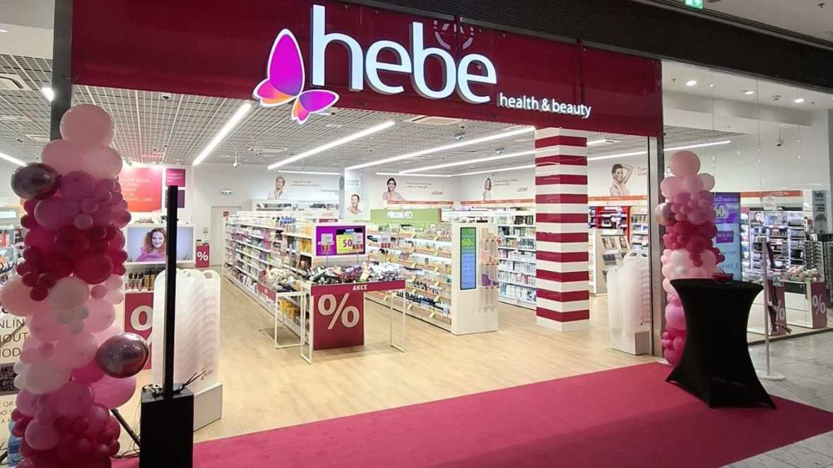 Hebe w centrum handlowym Aupark w Hradec Králové