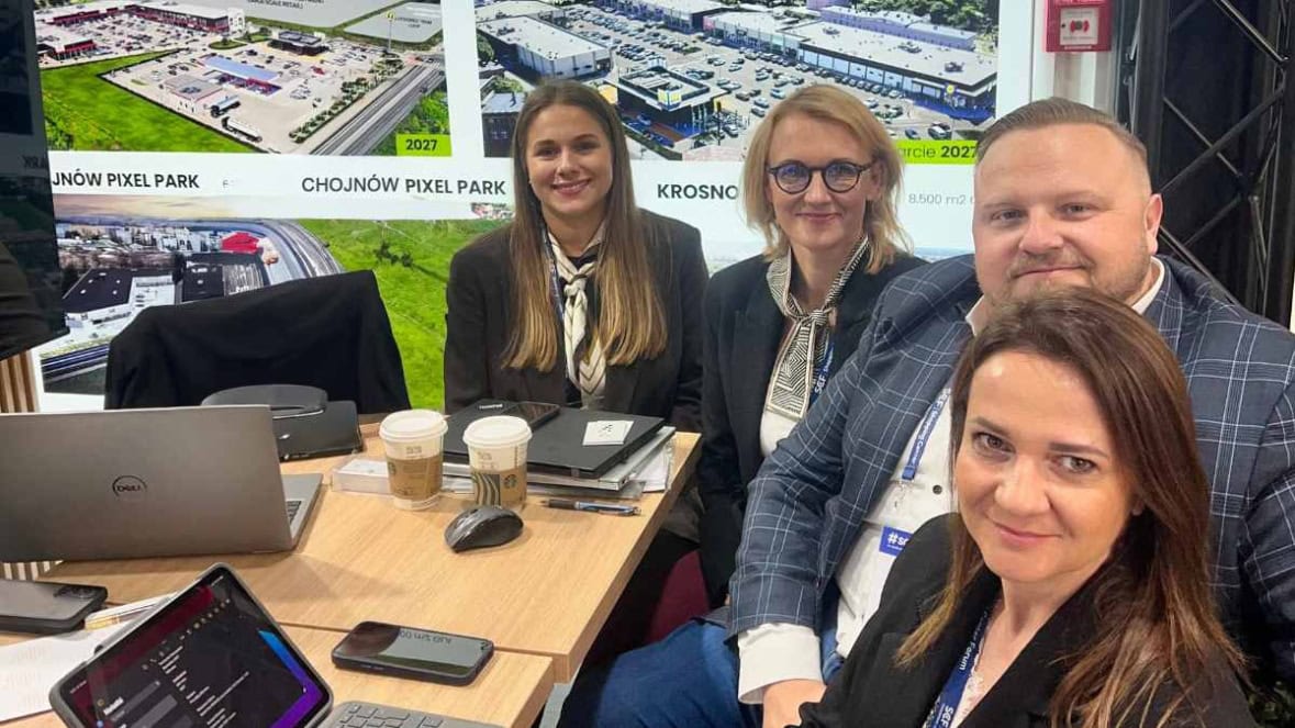 JB Development, Deichmann