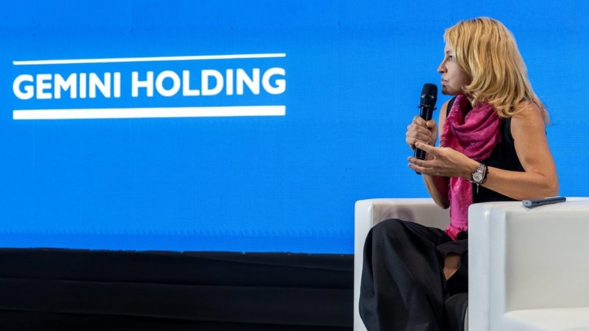 Anna Malcharek, Gemini Holding