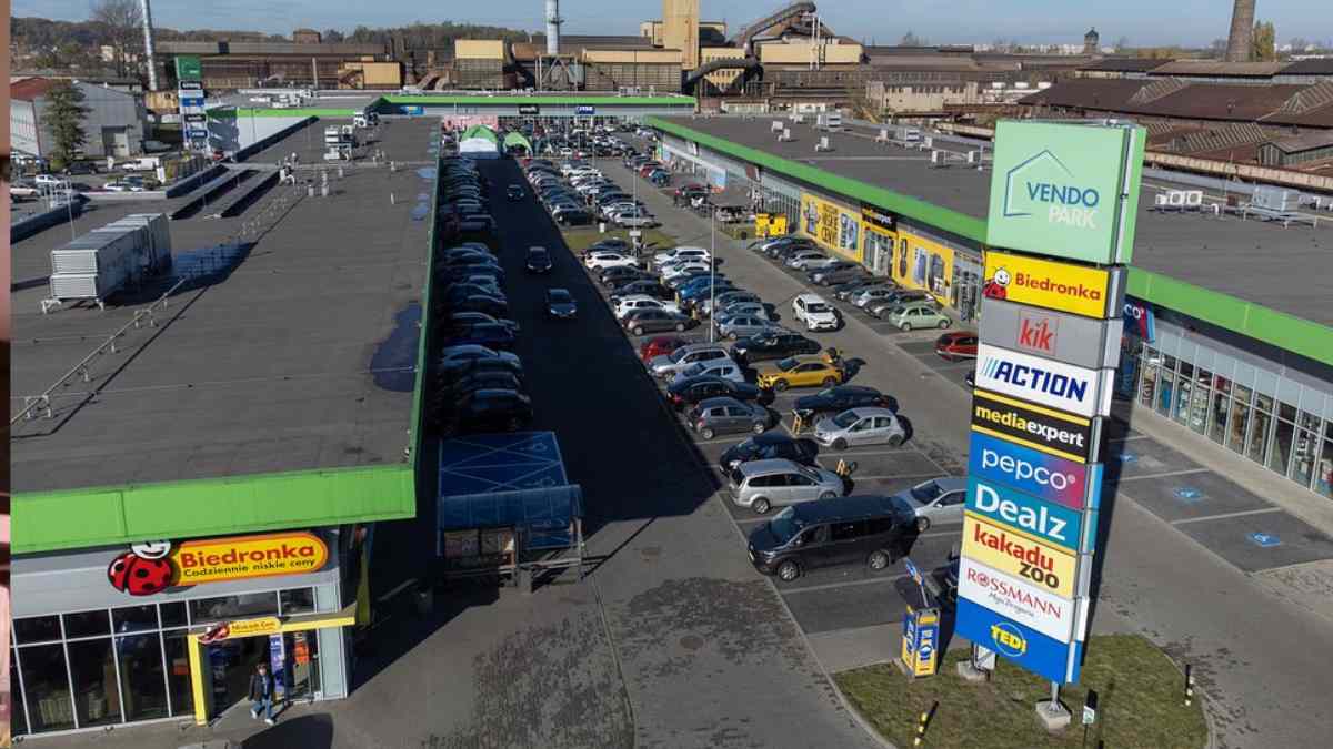 Vendo Park Chorzów, Trei Real Estate