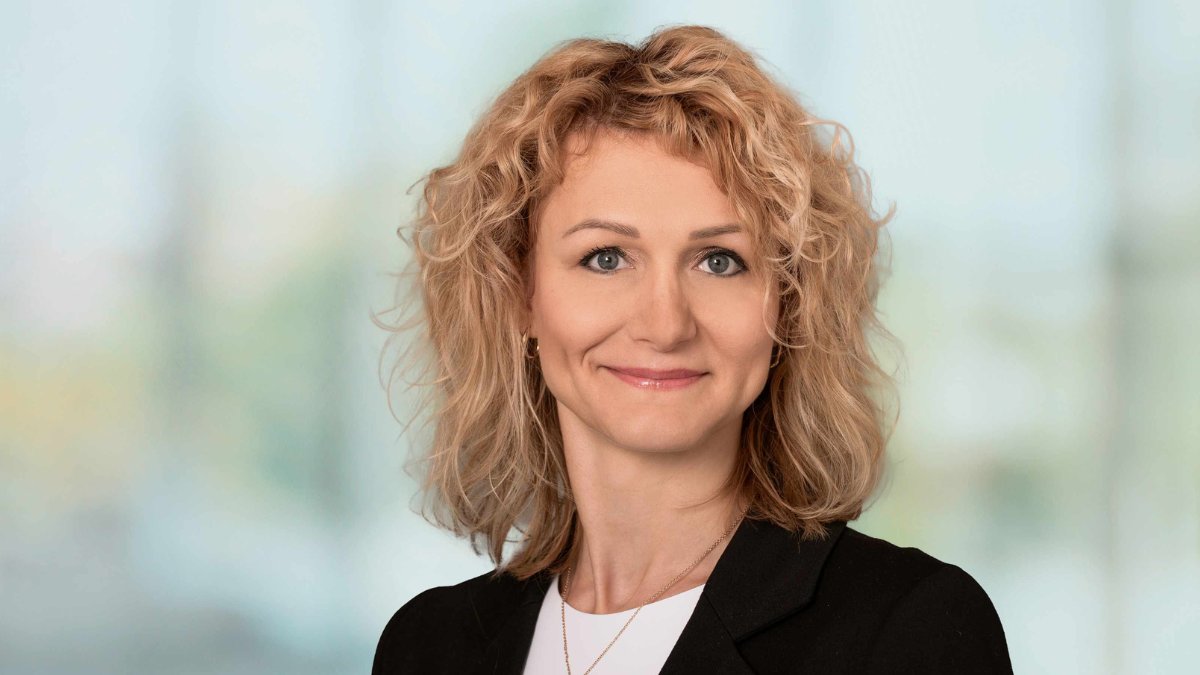 Majdan Elżbieta, Savills