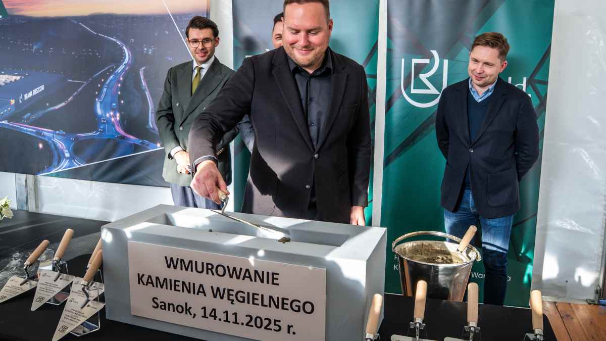 Brama Bieszczad, Refield