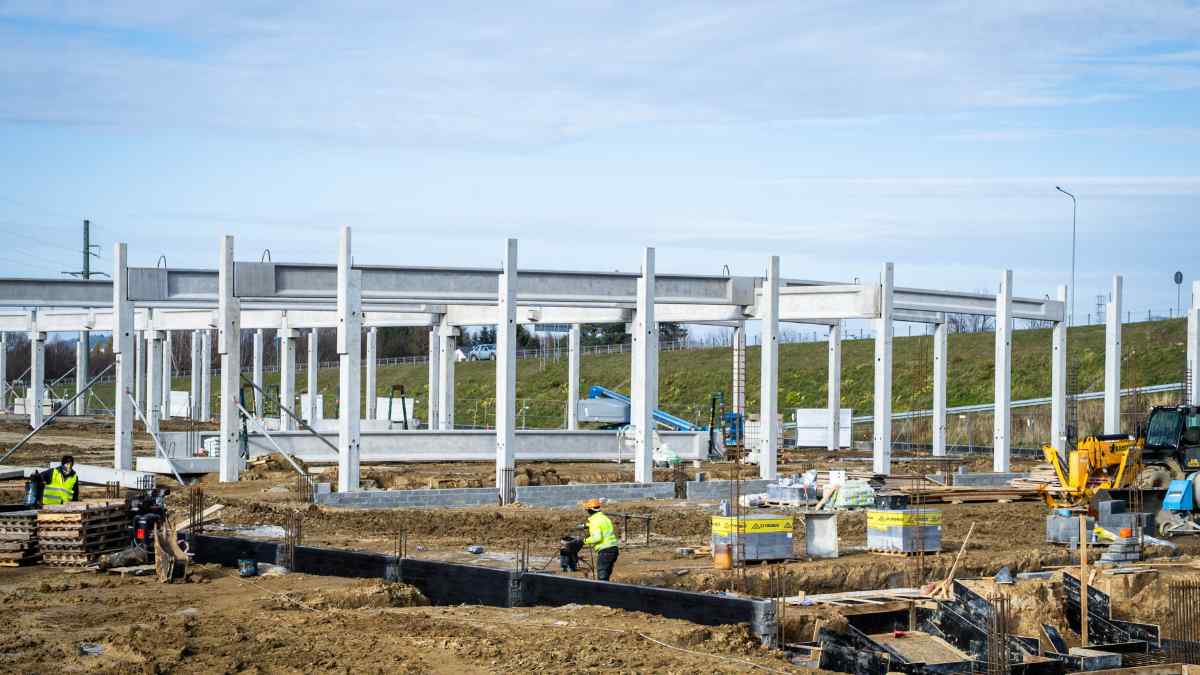 Brama Bieszczad, Refield