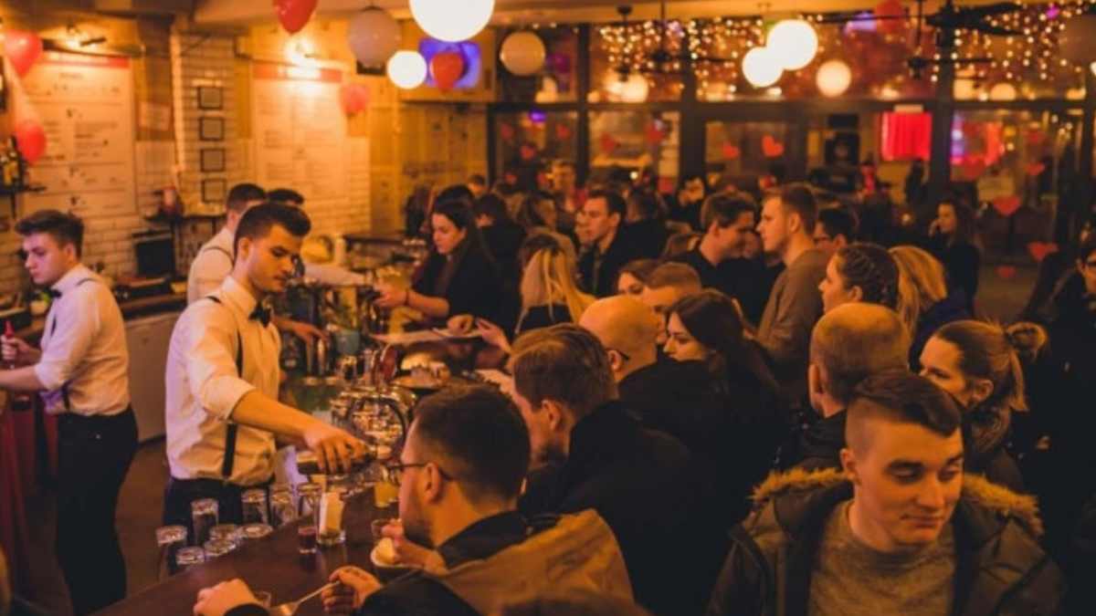 Mex Polska, Pijalnia Wódki