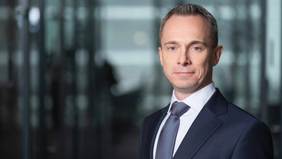 Grzegorz Sielewicz, Colliers