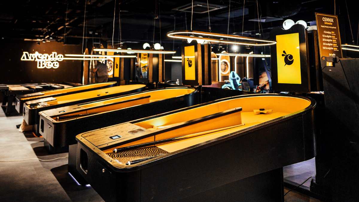 Arcade Bee, Hala Koszyki