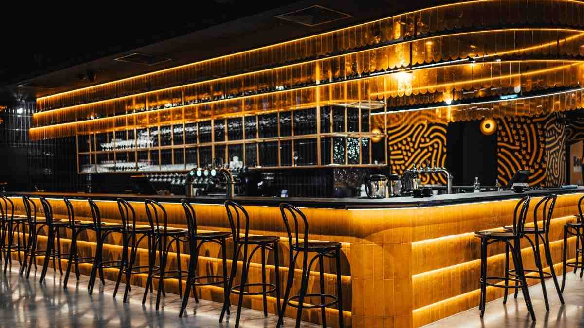 Arcade Bee, Hala Koszyki