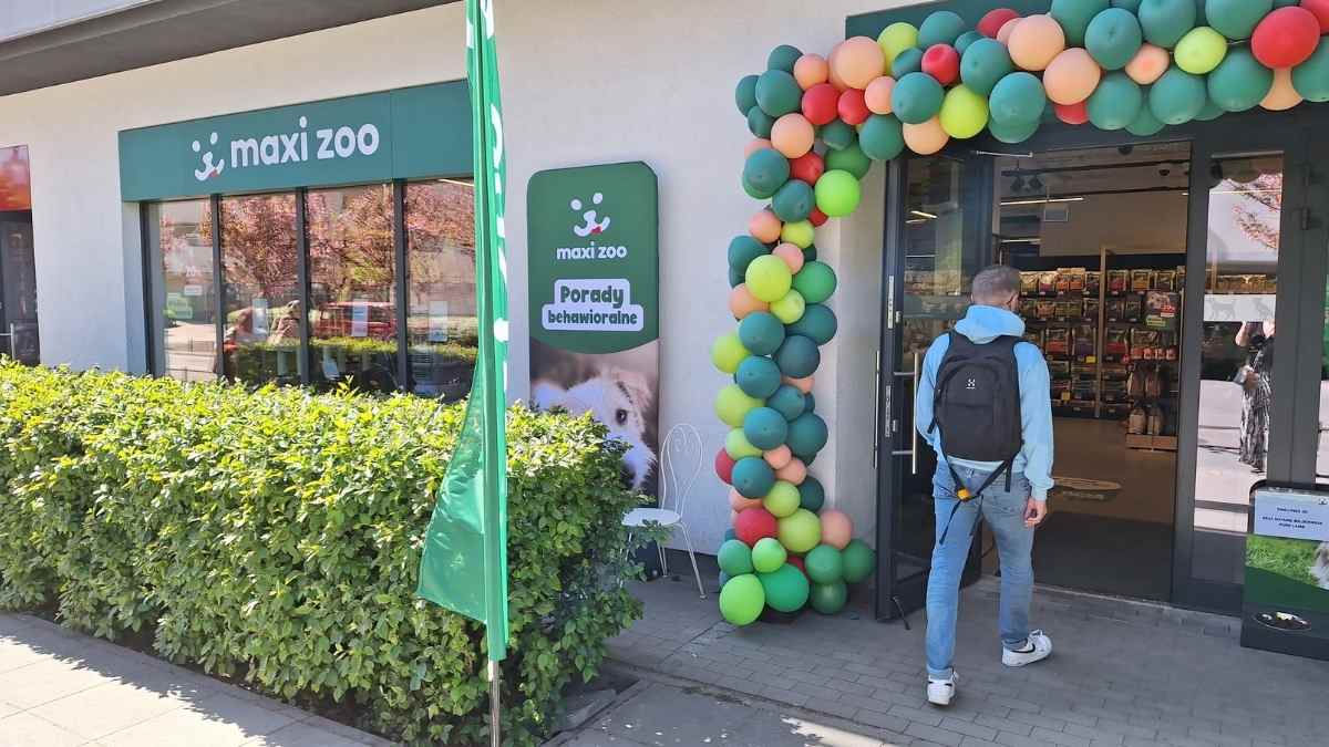 Maxi Zoo, Urban Store
