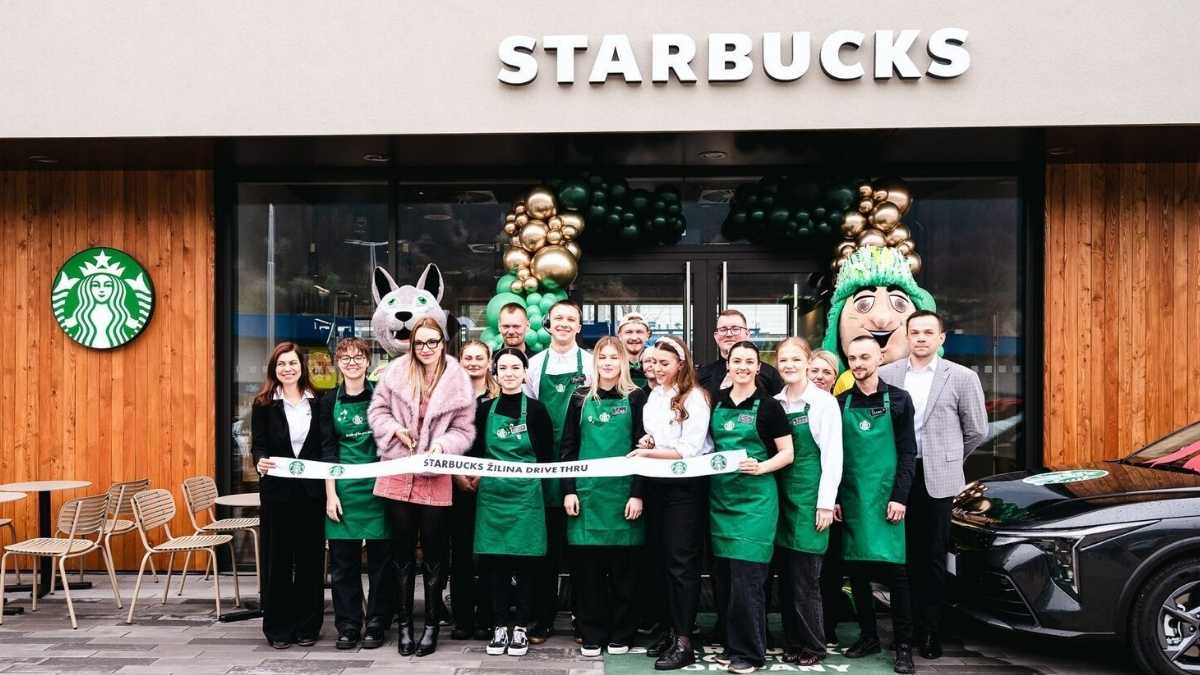 Starbucks, drive thru
