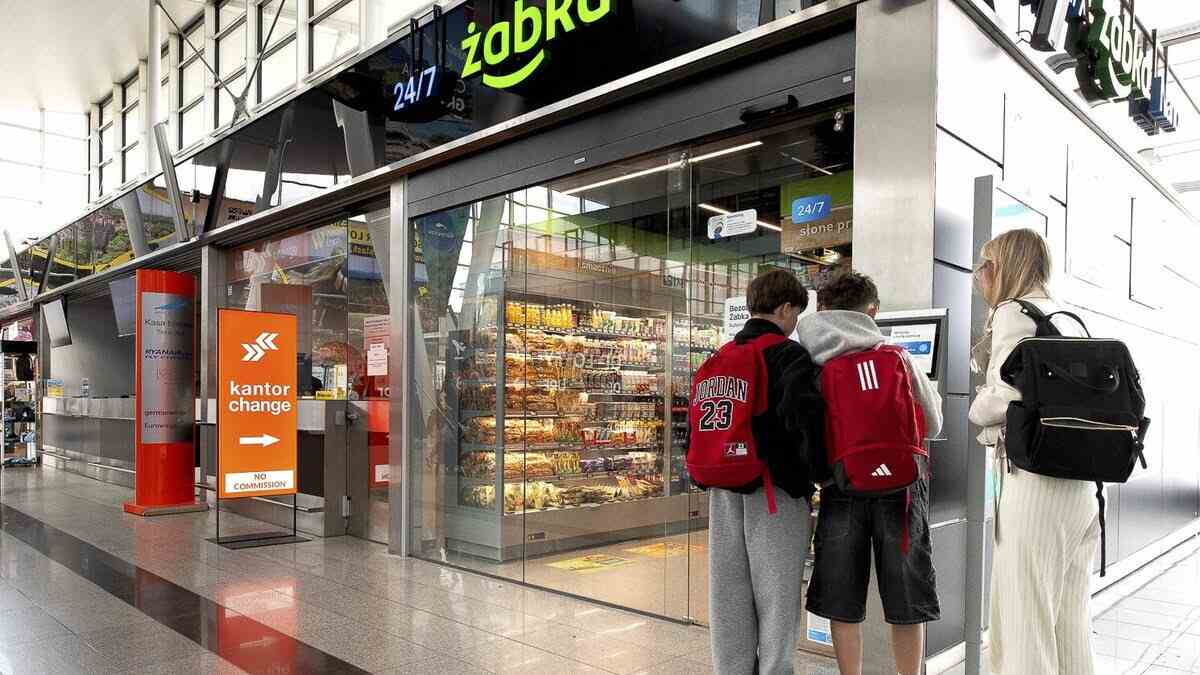 Bezobsługowa i całodobowa Żabka Nano pojawiła się w nietypowej lokalizacji