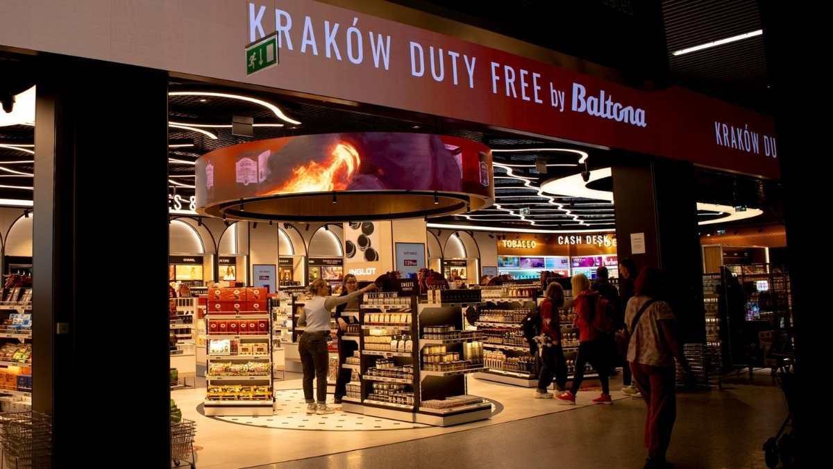 Baltona, Airport Kraków