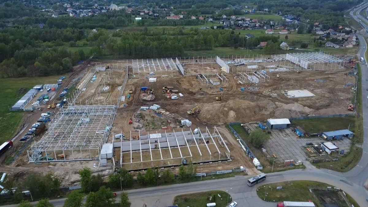 Redkom Development, park handlowy Świderek w budowie
